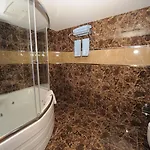 Golden 2* Adana