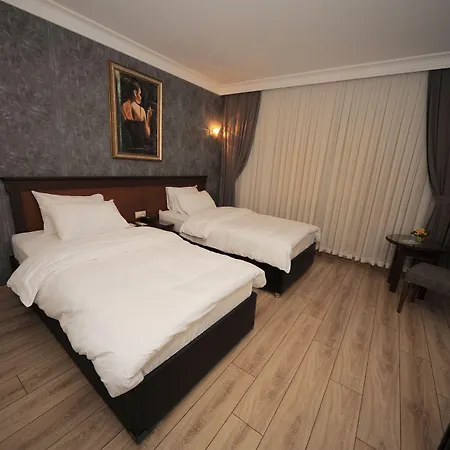 Otel Golden 2*