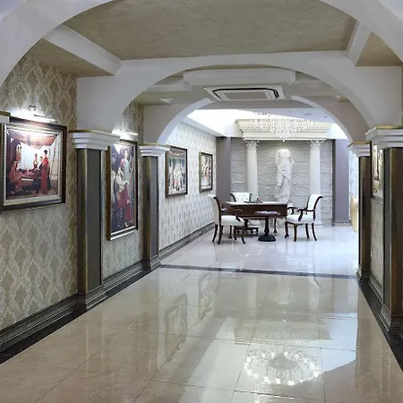 Hotel Golden Lake 2*