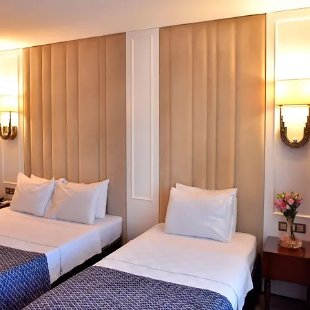 Golden 2* Adana
